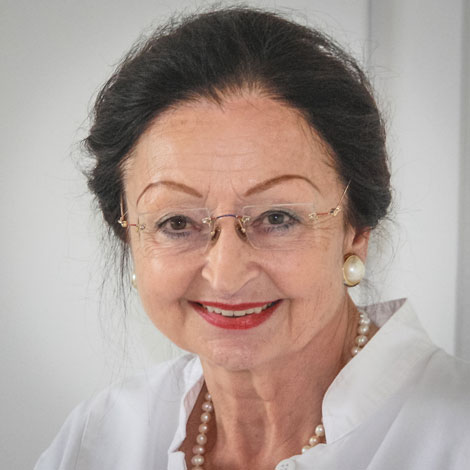 Dr. Christa Uhlich